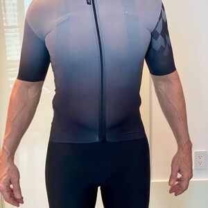 ASSOS of Switzerland Men's Cycling Performance Set - Bib Shorts and Jersey